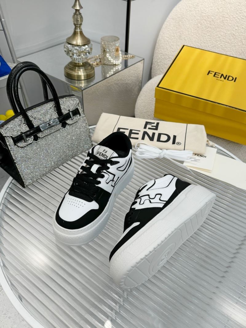 Fendi Low Shoes